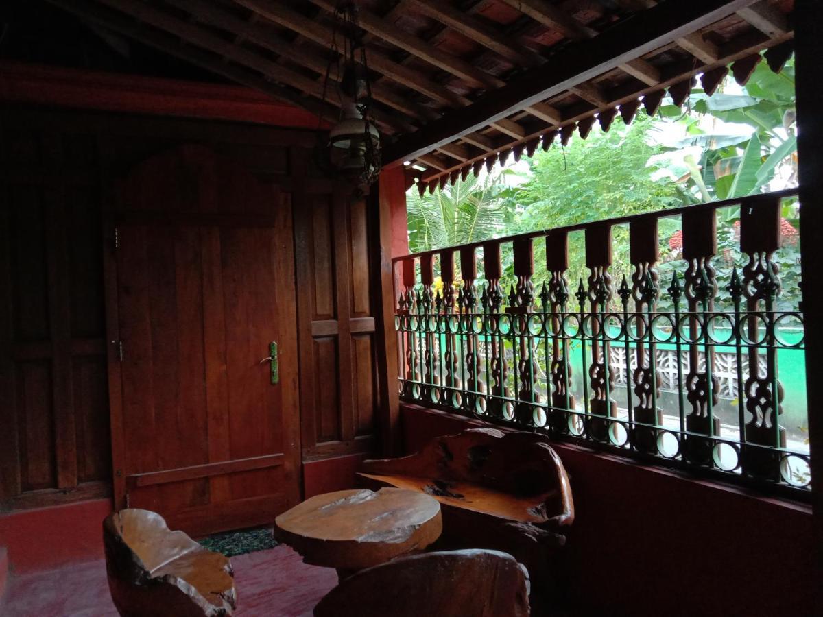 Cebongan Rumah Ukhi Guest House מראה חיצוני תמונה