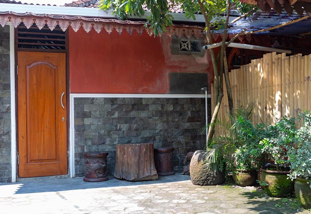 Cebongan Rumah Ukhi Guest House מראה חיצוני תמונה