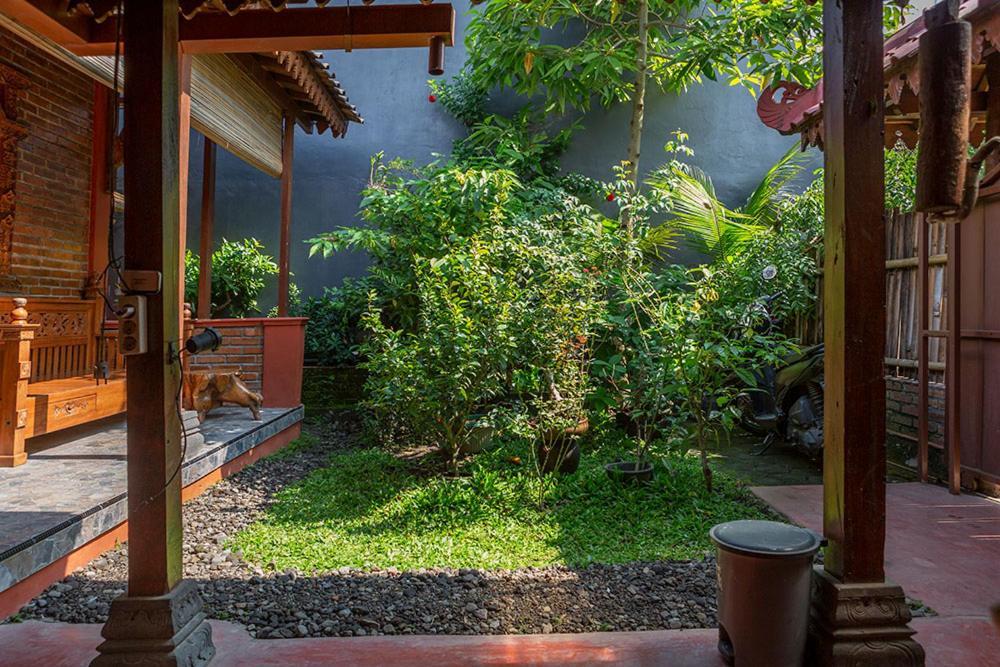 Cebongan Rumah Ukhi Guest House מראה חיצוני תמונה