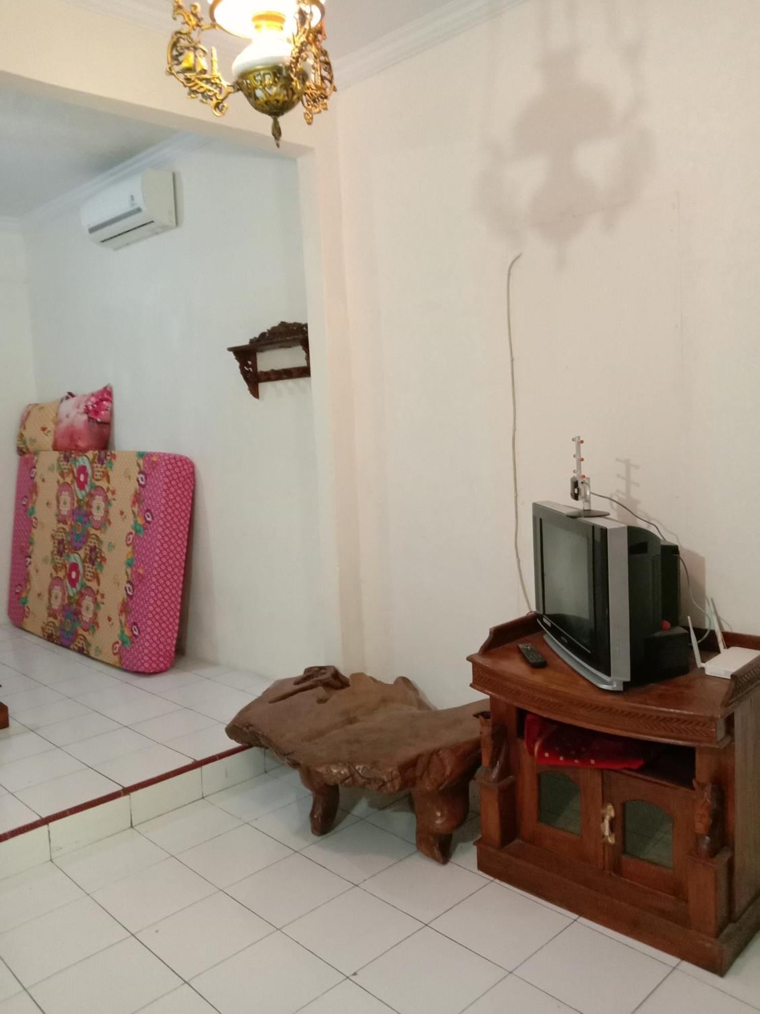 Cebongan Rumah Ukhi Guest House מראה חיצוני תמונה