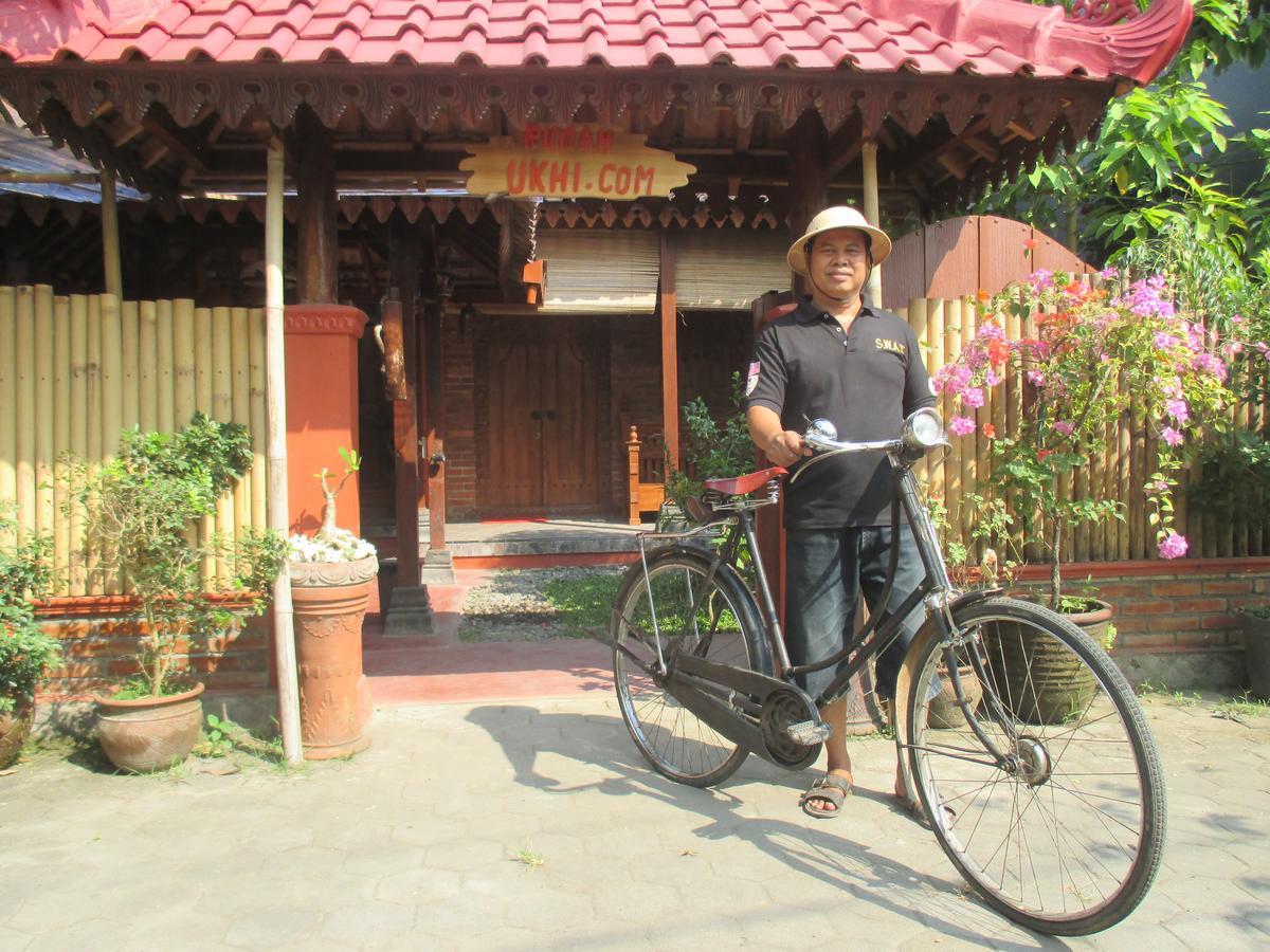 Cebongan Rumah Ukhi Guest House מראה חיצוני תמונה